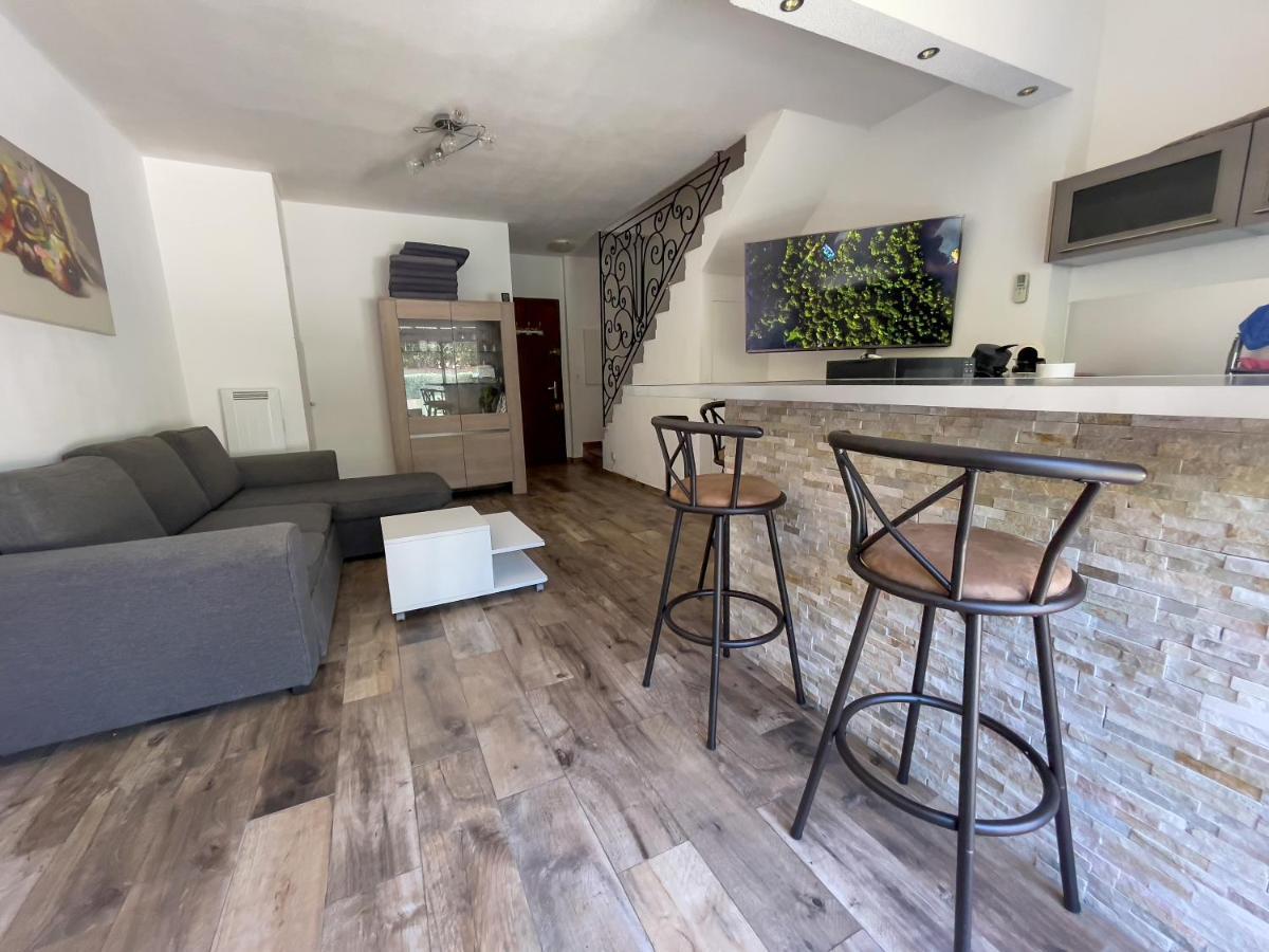 Appartement Maenat Borgo  Eksteriør bilde