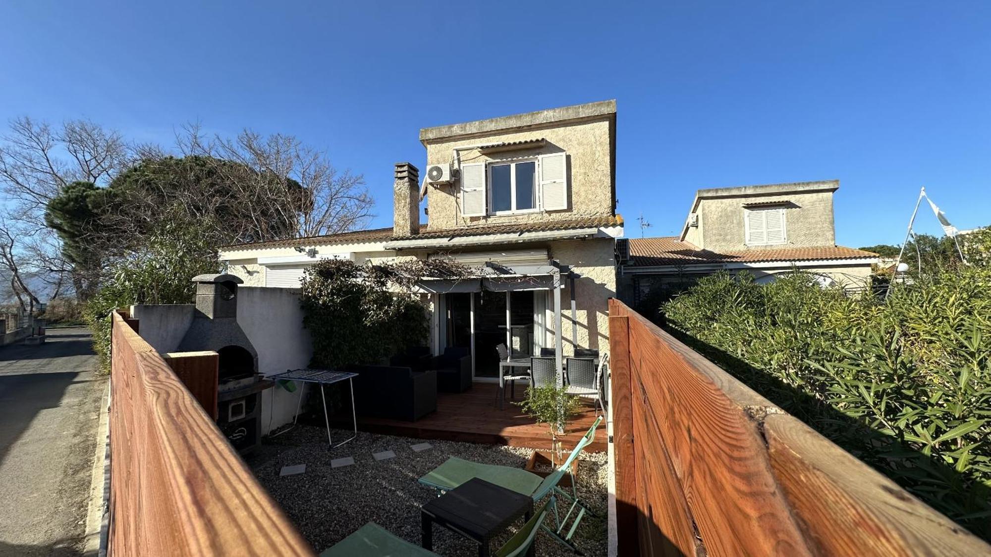 Appartement Maenat Borgo  Eksteriør bilde